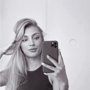 Meet your Posher, Sadaf